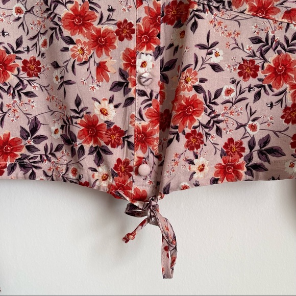 Toby & Olive Long Sleeve Crop Blouse - Picture 2 of 8